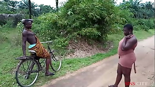 PUBLIC SEX WITH African Gift