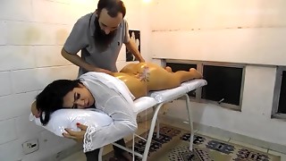 massagem erotica, morena gostosa gozou com masturbaç_ã_o, sexo oral e muito orgasmo Victoria Dias e Roger Barbudo
