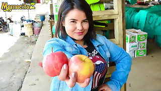 CARNE DEL MERCADO - (Xiomara Soto &amp_ Pedro Nel) Lovely Plus-size Teenager Latina Homemade Rod Railing With A Stranger