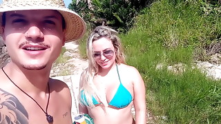 Praia com os gatos *samuka ventura*will mastro *clark