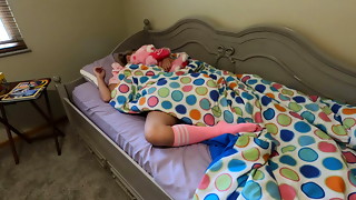 Daughter-in-law creampied by step-dad in her bedroom