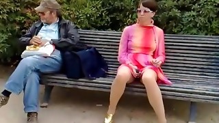 Edible honey is posing nude on the street