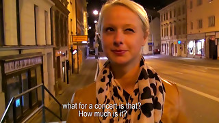 Stunner is flashing her mounds in public