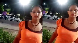Desi Randi In Red Light Area Asks 3000 Rs For A Full Night Of Sex