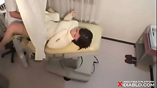 関西某産婦人科に仕掛けられていた隠しカメラ映像が流出　20歳  内診台診察