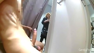 DRESSING Apartment PART1. La signora non riesce a smettere di guardarmi.