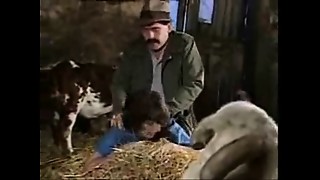 Wifey Screwed in Barn